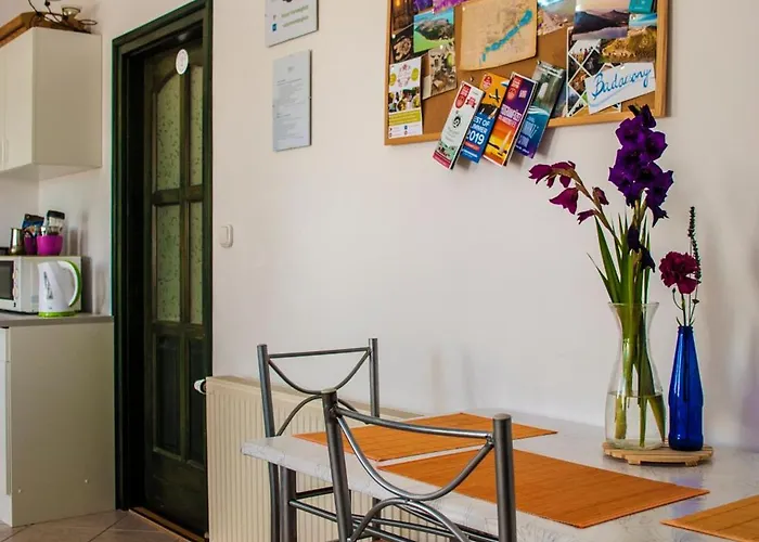 Vazul Vendeghaz 3* Vászoly